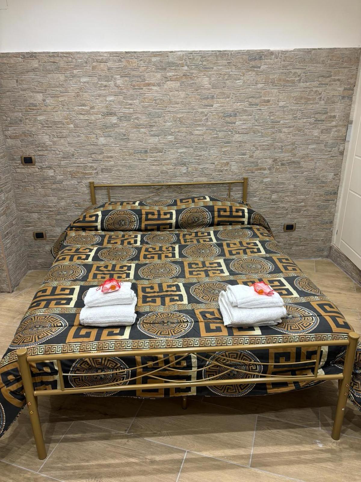 B&B La Storia Бари Экстерьер фото