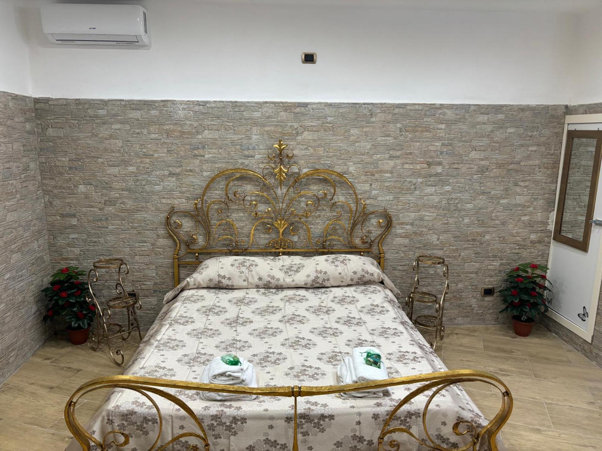 B&B La Storia Бари Экстерьер фото